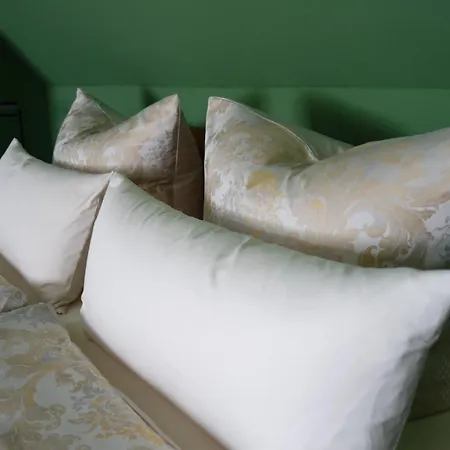 Gruenes Gold Am Leisberg Bed & Breakfast *