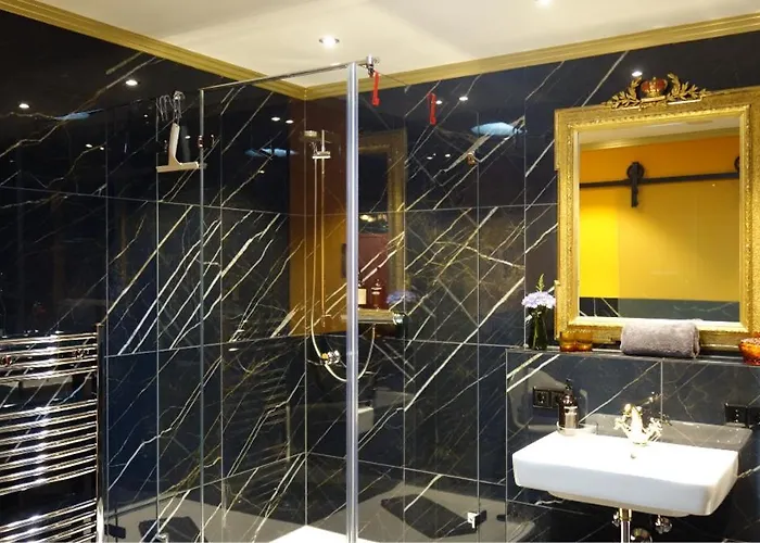 Gruenes Gold Am Leisberg Couette-café 4*