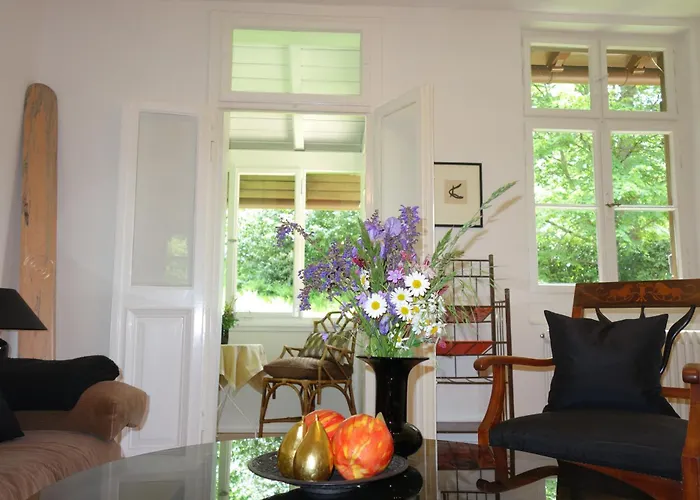 Gruenes Gold Am Leisberg Couette-café 4*